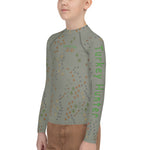 Load image into Gallery viewer, Tosh Outdoors - Perfect under layer for the youth turkey hunter on a cool spring morning. Its longer body and sleeves will protect the skin, while the fitted design means it won&#39;t get in the way even during the most intense activities. Wear by itself or pair with a hoodie.
